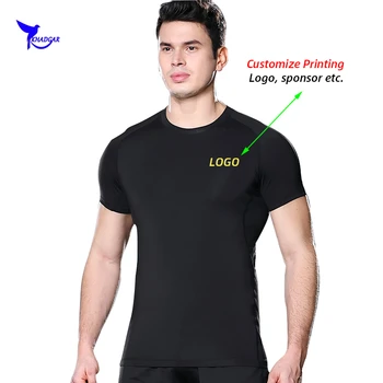 2020 אנשים חדשים מתיחה שרוול קצר ריצה חולצה דחיסה מהירה יבש חולצות זכר מכון כושר ריצה העליון טי התאמה אישית של הלוגו